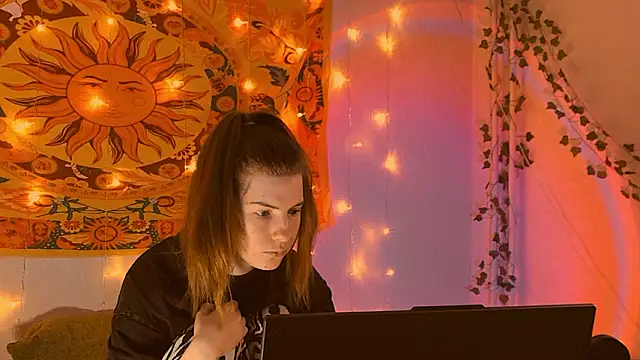 AliceCUNTach online show from February 2026 05:03:02 AM