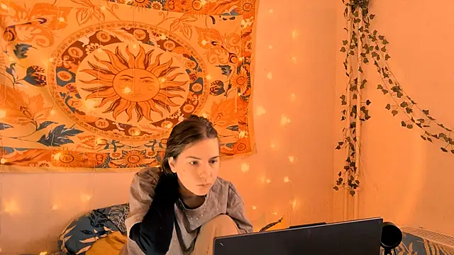 AliceCUNTach online show from February 2026 05:03:02 AM