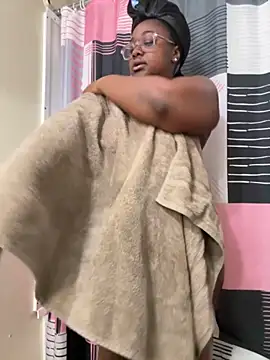 Snapshot of Milkcoco chatting on November 2025 01:22:01 PM Milkcoco online show from November 2025 01:22:01 PM