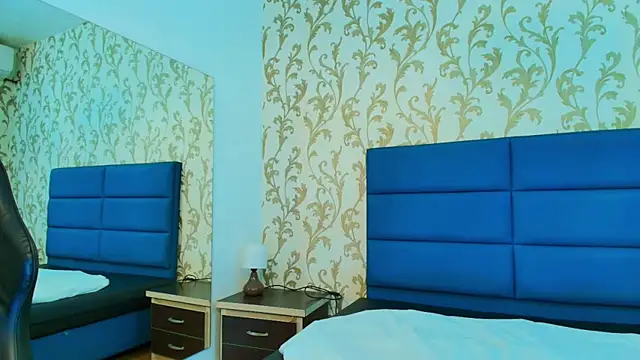 Lean Portman online show from October 2025 09:52:01 PM