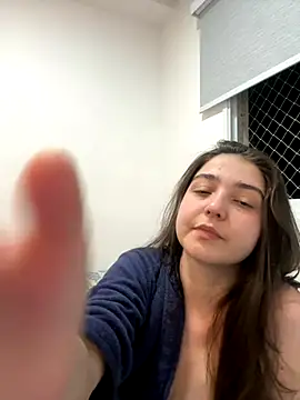 Floravip online show from October 2025 02:04:02 AM