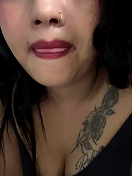 Snapshot of nishababybaby chatting on October 2025 07:14:02 PM nishababybaby online show from October 2025 07:14:02 PM