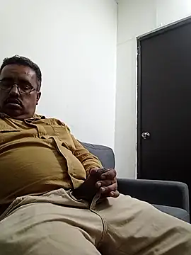 HomHot47 online show from November 2025 02:33:02 AM