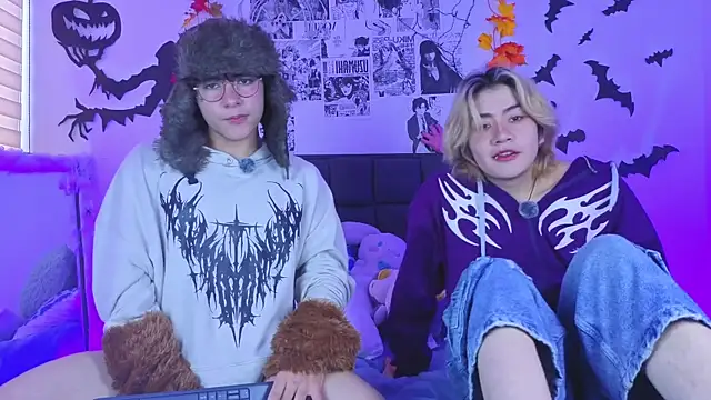 Snapshot of Vamps_Lovers chatting on October 2025 02:07:01 PM Vamps Lovers online show from October 2025 02:07:01 PM