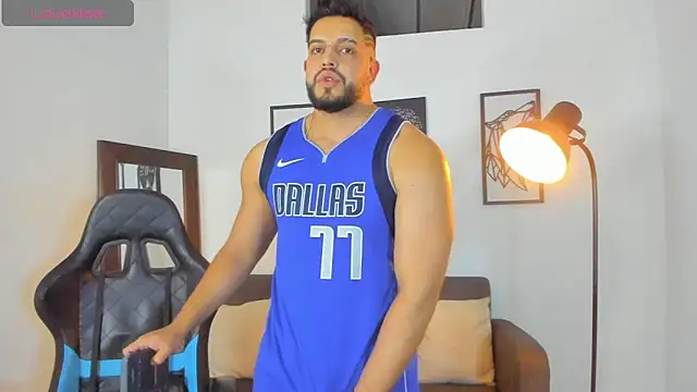 Justin kingX7 online show from November 2025 10:42:01 PM