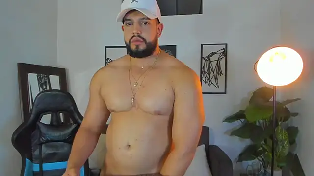 Justin kingX7 online show from February 2026 01:35:02 AM