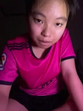 viluna online show from December 2025 01:09:02 PM