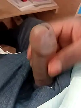 Snapshot of blackdick44 chatting on September 2025 07:08:02 AM blackdick44 online show from September 2025 07:08:02 AM