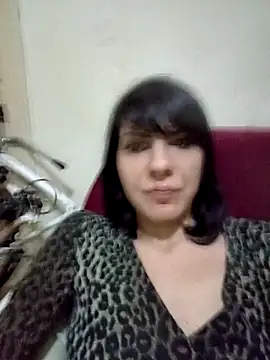 Snapshot of Lea9816 chatting on October 2025 02:45:02 AM Lea9816 online show from October 2025 02:45:02 AM