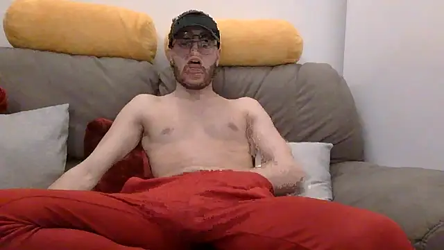 Amicisegreti online show from March 2026 05:49:01 PM