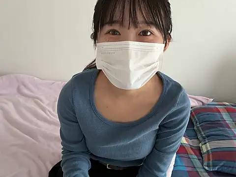 Snapshot of hikiwarinatto_xoxo chatting on October 2025 01:06:01 AM hikiwarinatto xoxo online show from October 2025 01:06:01 AM