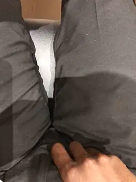 Snapshot of DarkSkiined chatting on October 2025 08:49:01 AM DarkSkiined online show from October 2025 08:49:01 AM