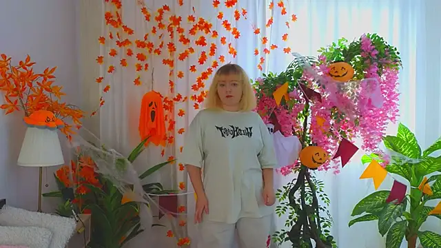 DianaJacobs online show from November 2025 11:32:02 AM