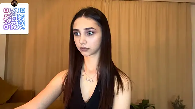 LinaMour online show from February 2026 10:38:01 PM