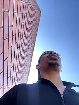 fitsexyman online show from September 2025 12:18:01 PM