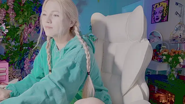 Talulaa online show from April 2026 09:07:02 PM