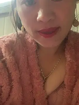 tuyetnhi-00 online show from December 2025 12:37:02 AM