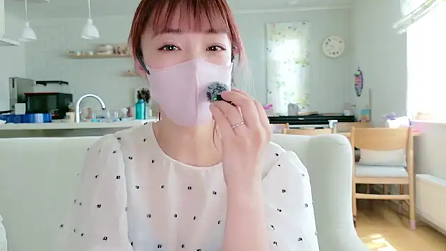 Snapshot of SUZU_1201 chatting on July 2026 12:37:02 AM SUZU 1201 online show from July 2026 12:37:02 AM