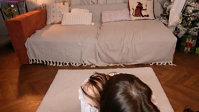 Snapshot of ttragedienne chatting on January 2026 03:53:02 AM ttragedienne online show from January 2026 03:53:02 AM