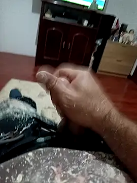 pombagg00 online show from October 2025 05:25:02 PM
