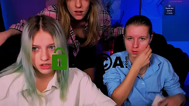 gloria bubble online show from November 2025 10:17:02 AM