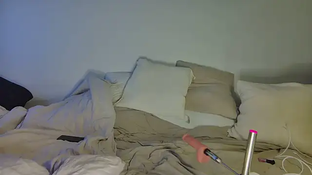 Snapshot of Horny_mom40 chatting on October 2025 08:41:01 PM Horny mom40 online show from October 2025 08:41:01 PM