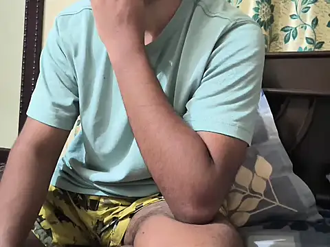 Snapshot of hunk7714 chatting on November 2025 05:46:02 PM hunk7714 online show from November 2025 05:46:02 PM