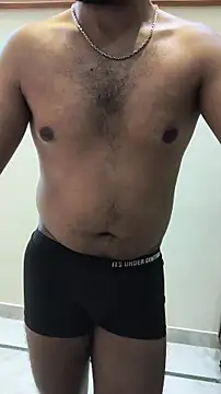 Snapshot of hunk7714 chatting on December 2025 05:30:01 PM hunk7714 online show from December 2025 05:30:01 PM