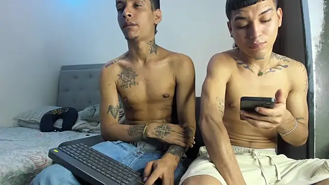 twinkDuohot online show from April 2026 06:19:01 AM