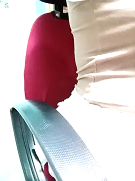 Tasu774 online show from November 2025 01:49:01 AM