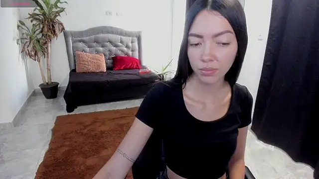 Snapshot of fox_valerie chatting on May 2026 04:56:02 PM fox valerie online show from May 2026 04:56:02 PM