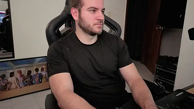 Snapshot of Paul00474 chatting on September 2025 03:25:01 PM Paul00474 online show from September 2025 03:25:01 PM