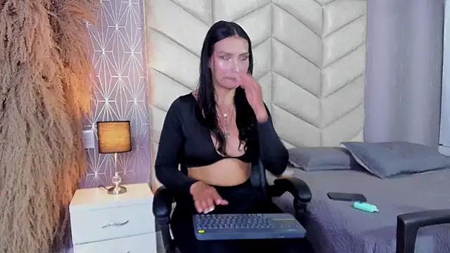 samiradoll online show from November 2025 10:54:01 PM