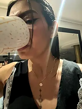 samiradoll online show from November 2025 01:41:02 AM