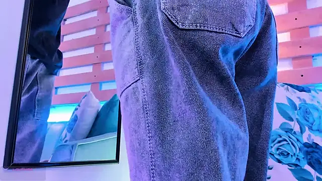 ArianaSantana online show from October 2025 12:55:02 PM