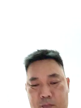 Snapshot of NguyenTrungHieu81 chatting on May 2026 06:55:02 AM NguyenTrungHieu81 online show from May 2026 06:55:02 AM