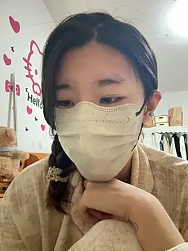 Lulu125216 online show from November 2025 05:01:01 PM