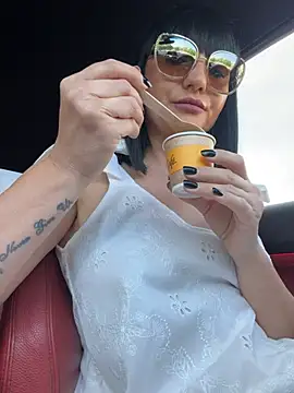 MysticCleo online show from May 2026 12:43:02 PM