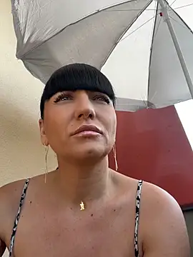 Snapshot of MysticCleo chatting on June 2026 02:32:02 PM MysticCleo online show from June 2026 02:32:02 PM