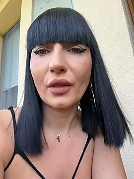 Snapshot of MysticCleo chatting on June 2026 10:28:02 AM MysticCleo online show from June 2026 10:28:02 AM