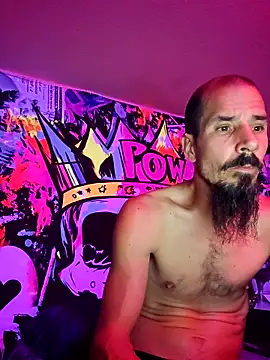 Ti-Pig online show from October 2025 01:09:01 AM