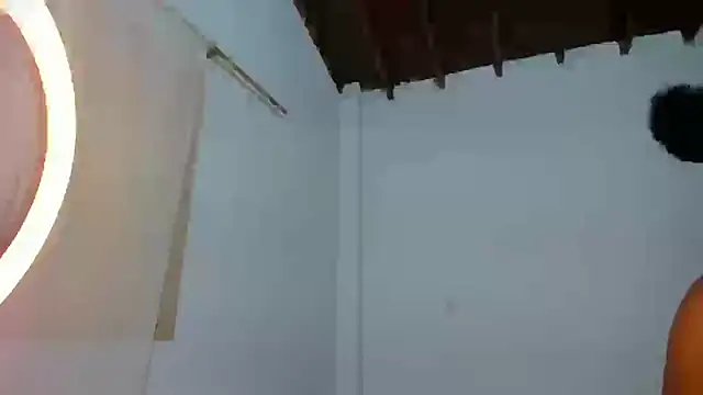 CAROLINNAGOMEZ online show from November 2025 12:42:01 AM