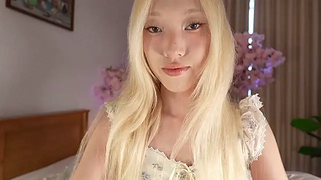 Snapshot of Bubblegumdream13 chatting on July 2026 02:29:01 AM Bubblegumdream13 online show from July 2026 02:29:01 AM