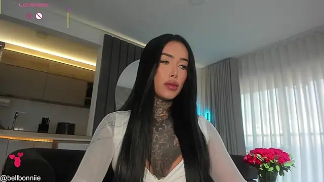 Snapshot of belllbonniie chatting on July 2026 11:18:02 PM belllbonniie online show from July 2026 11:18:02 PM