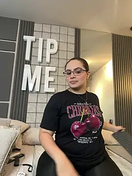 Tayler Kim online show from March 2026 06:46:02 PM