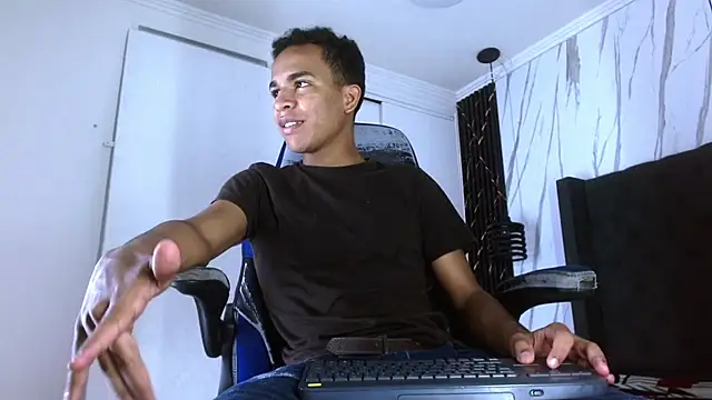 aston xvera online show from October 2025 03:51:01 AM