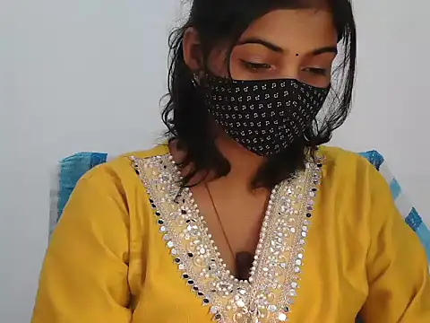 Hott Noor online show from November 2025 08:25:01 AM