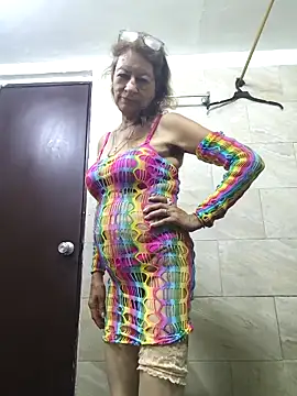 MaryLunne online show from November 2025 11:32:01 AM