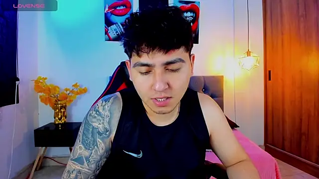 Snapshot of Nicolas_James_Sc chatting on February 2026 02:02:01 PM Nicolas James Sc online show from February 2026 02:02:01 PM