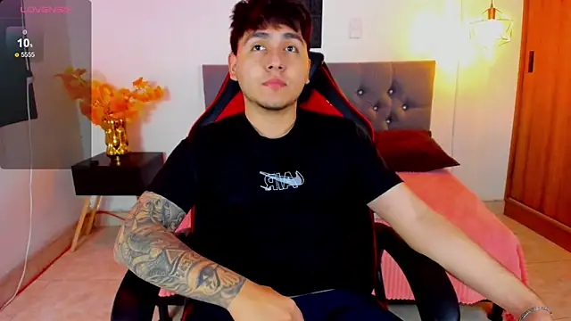 Snapshot of Nicolas_James_Sc chatting on February 2026 12:50:02 PM Nicolas James Sc online show from February 2026 12:50:02 PM